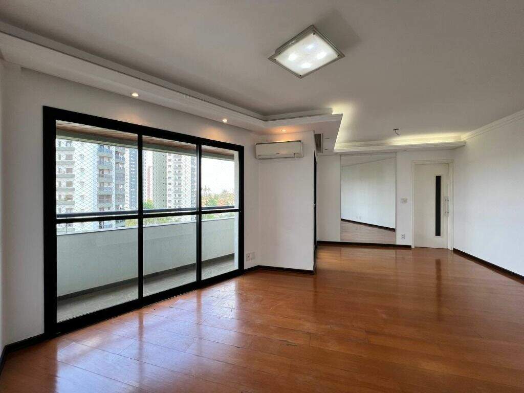 Apartamento à venda no Vila Santo Antônio: Sala dois ambientes
