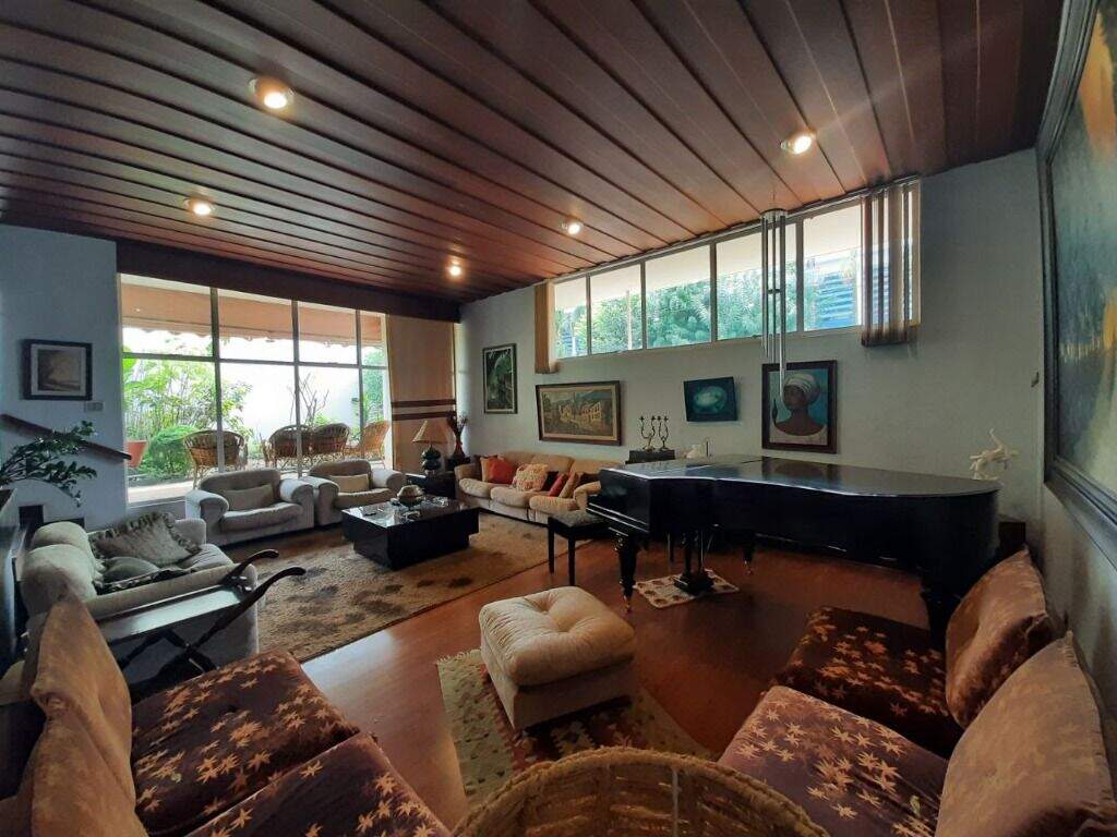 Casa para aluguel no Centro: 