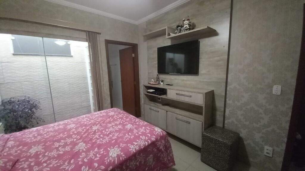 Casa à venda no Vila Paulista: Dormitório 1