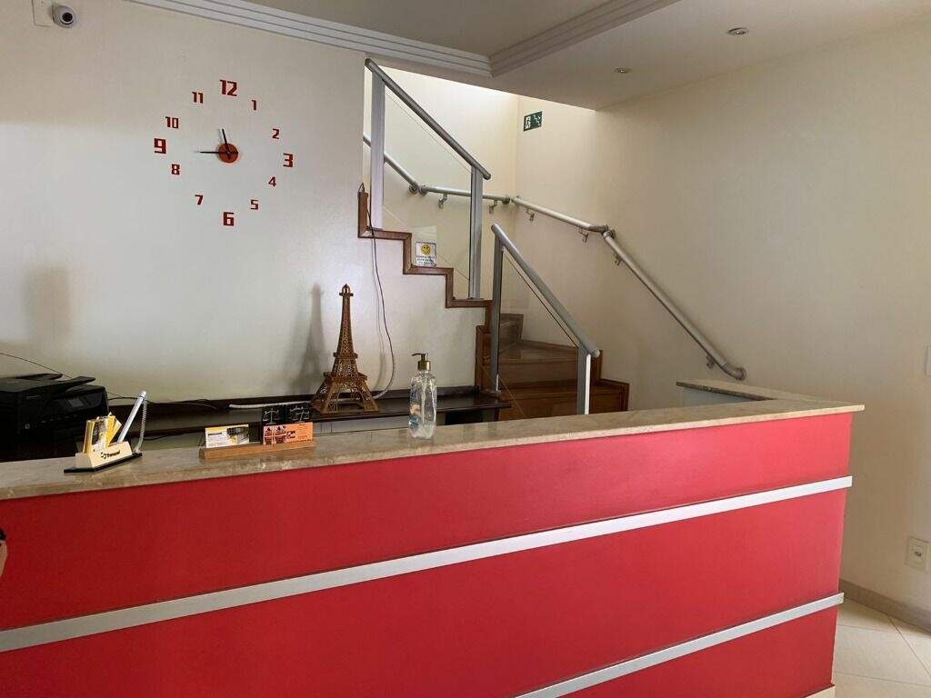 Sala para aluguel no Centro: 