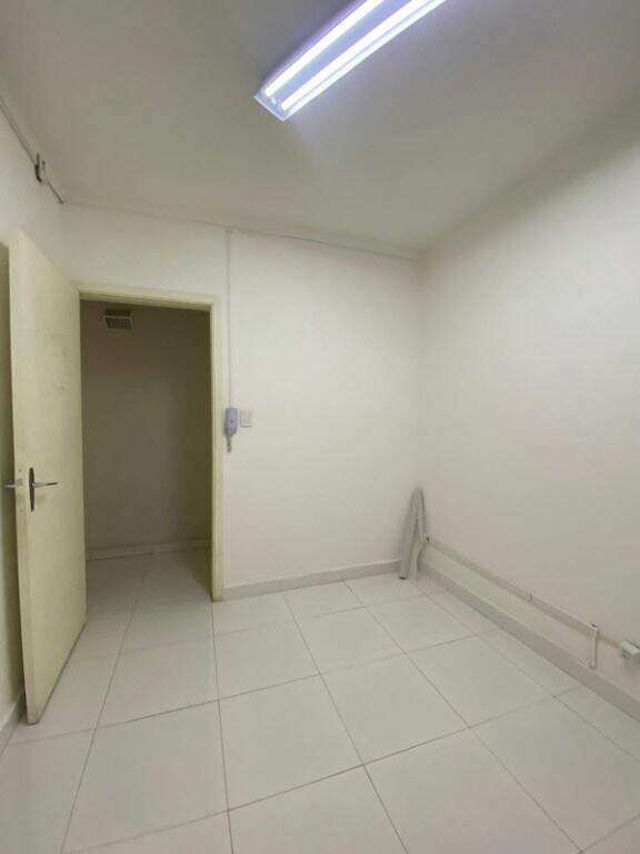 Sala para aluguel no Centro: 