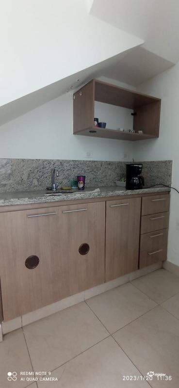 Sala para aluguel no Saúde: copa 
