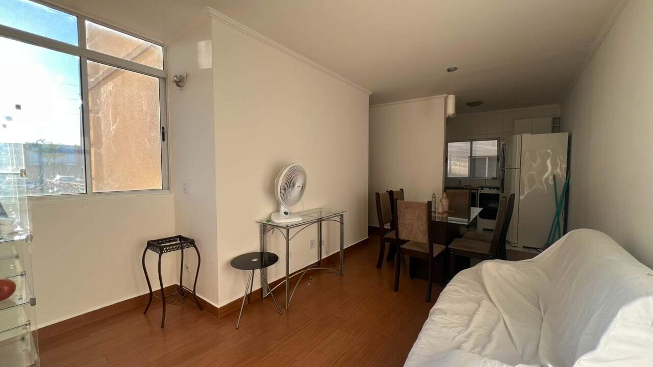 Apartamento para aluguel no Jardim Guanabara II: 