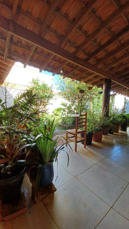 Casa à venda no Vila Indaiá: 