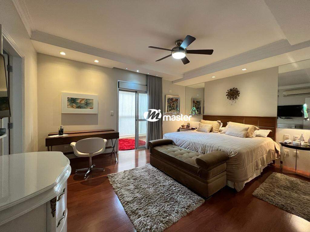 Casa em Condominio à venda no Jardim Residencial Copacabana: Suíte Master 