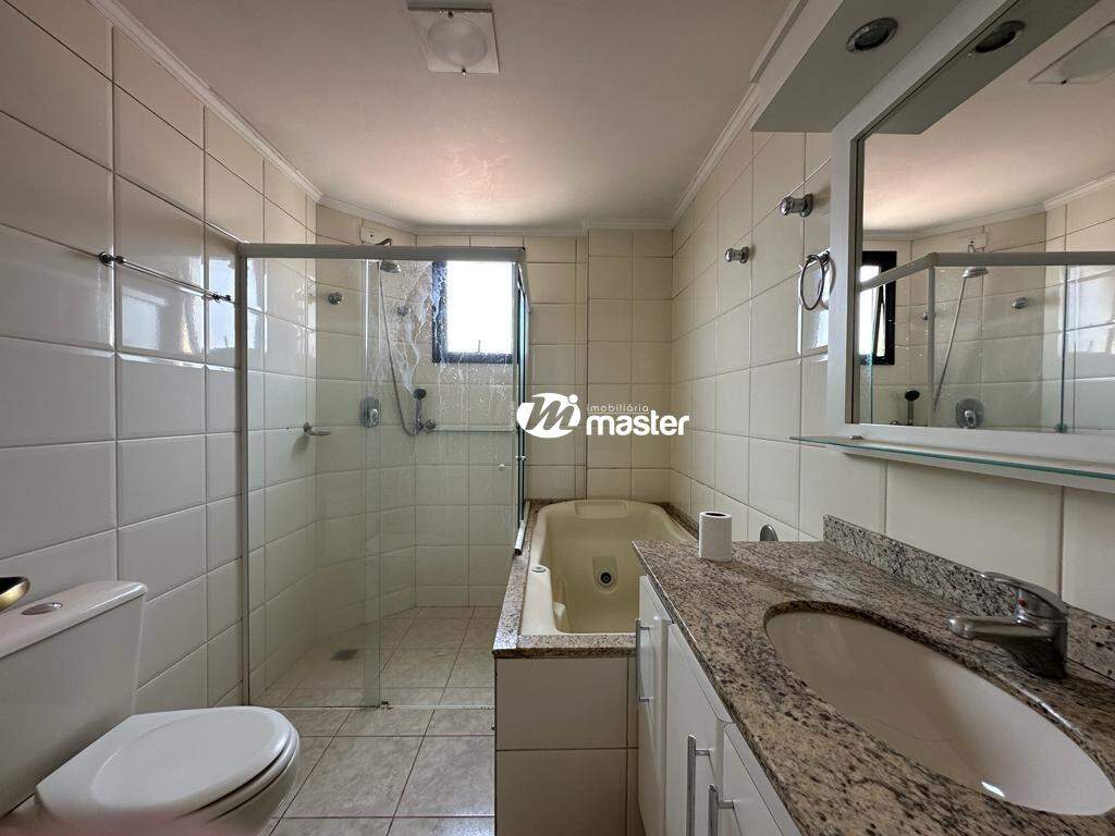 Apartamento à venda no Centro: Banheiro suíte master
