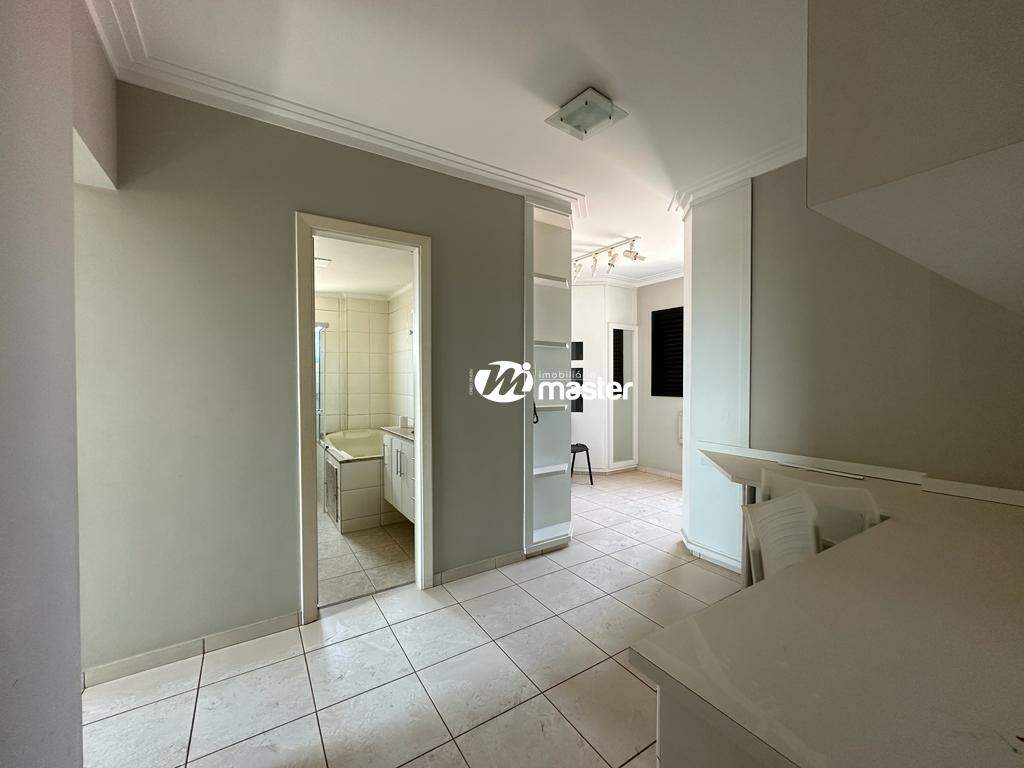Apartamento à venda no Centro: Suíte Master 