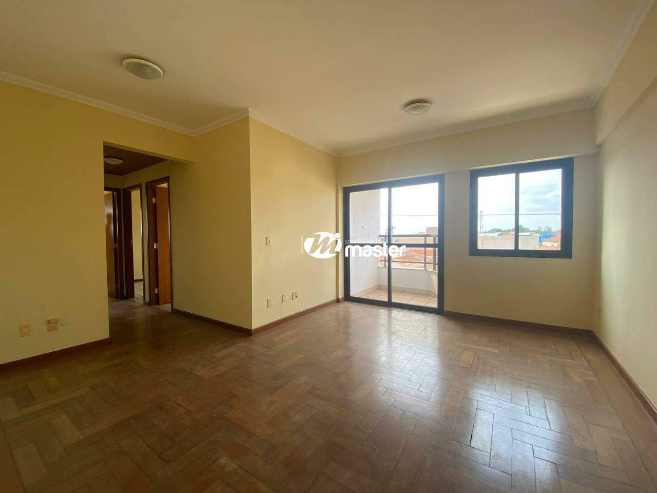 Apartamento à venda no Santa Cruz: Sala de estar / jantar