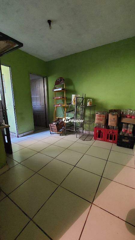 Casa comercial para aluguel no Parque Mãe Preta: 