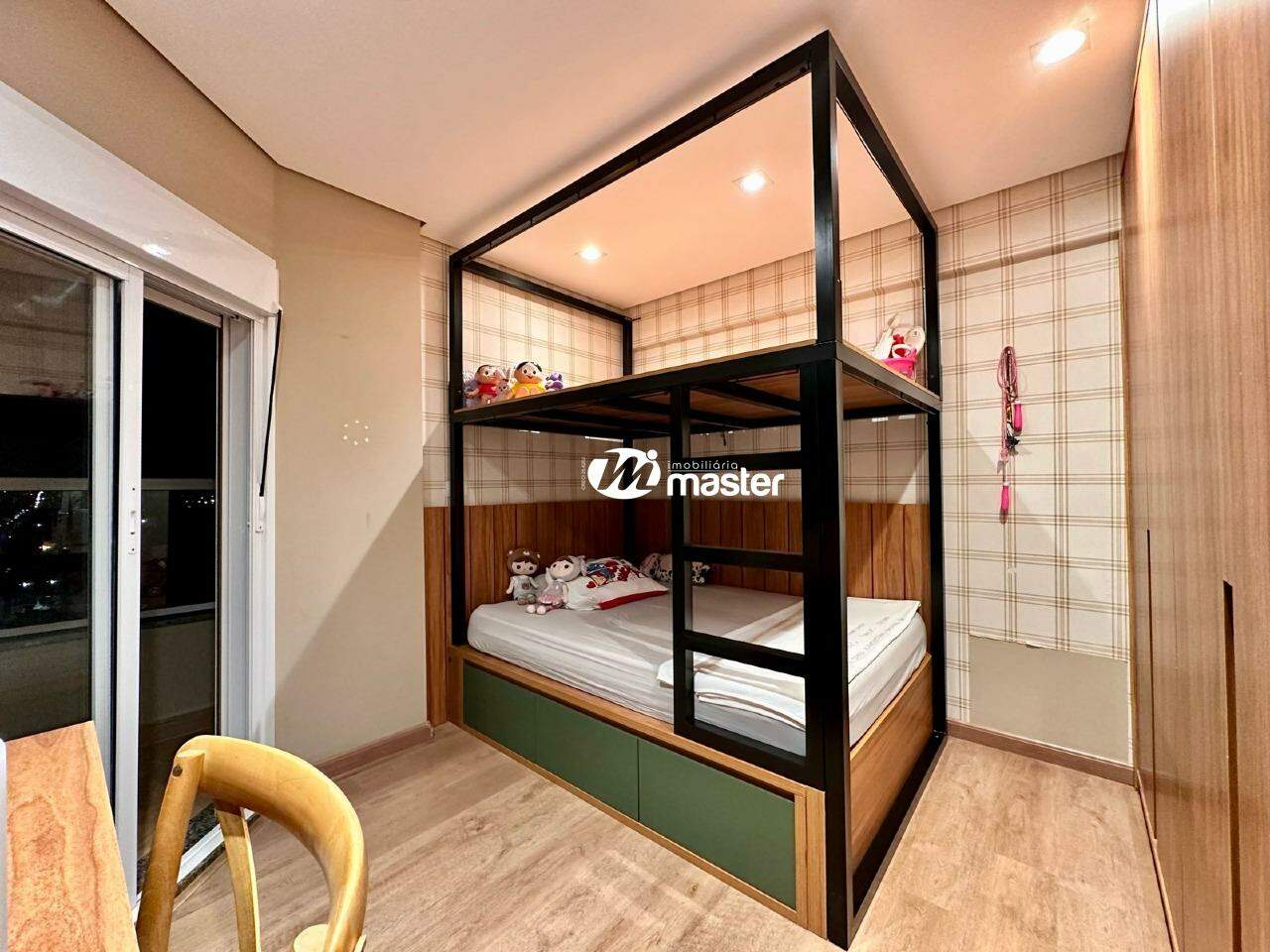 Apartamento à venda no Centro: Dormitório II