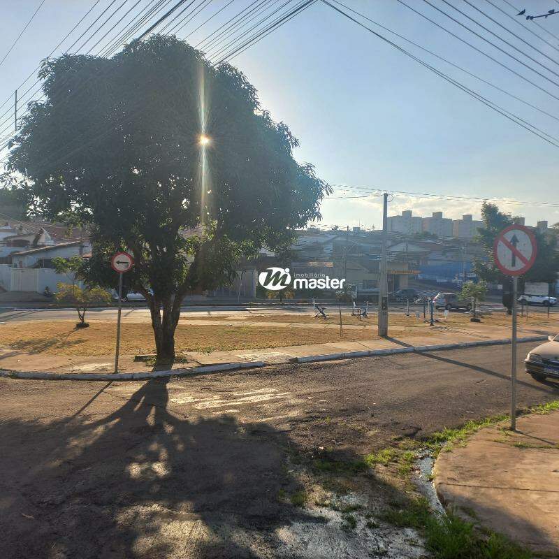 Terreno à venda no Jardim Inocoop: 