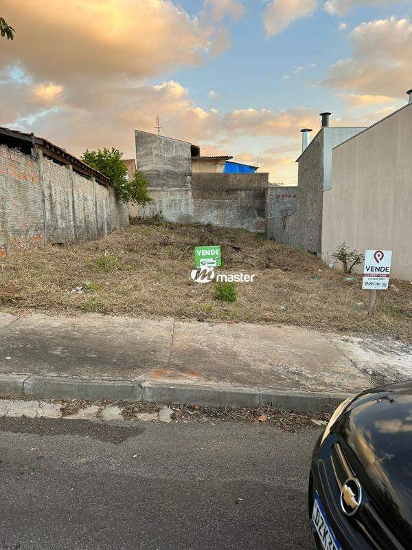 Terreno à venda no Jardim Inocoop: 