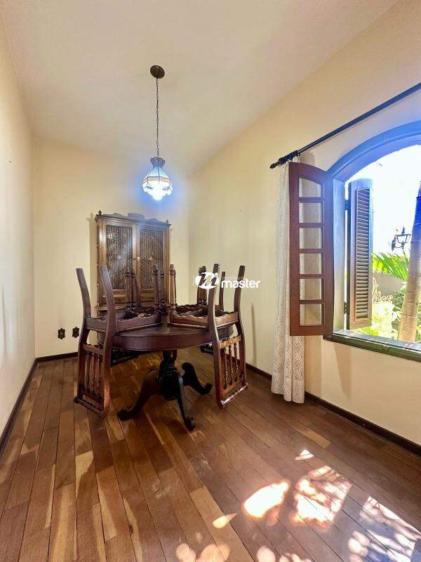 Casa para aluguel no Santa Cruz: 