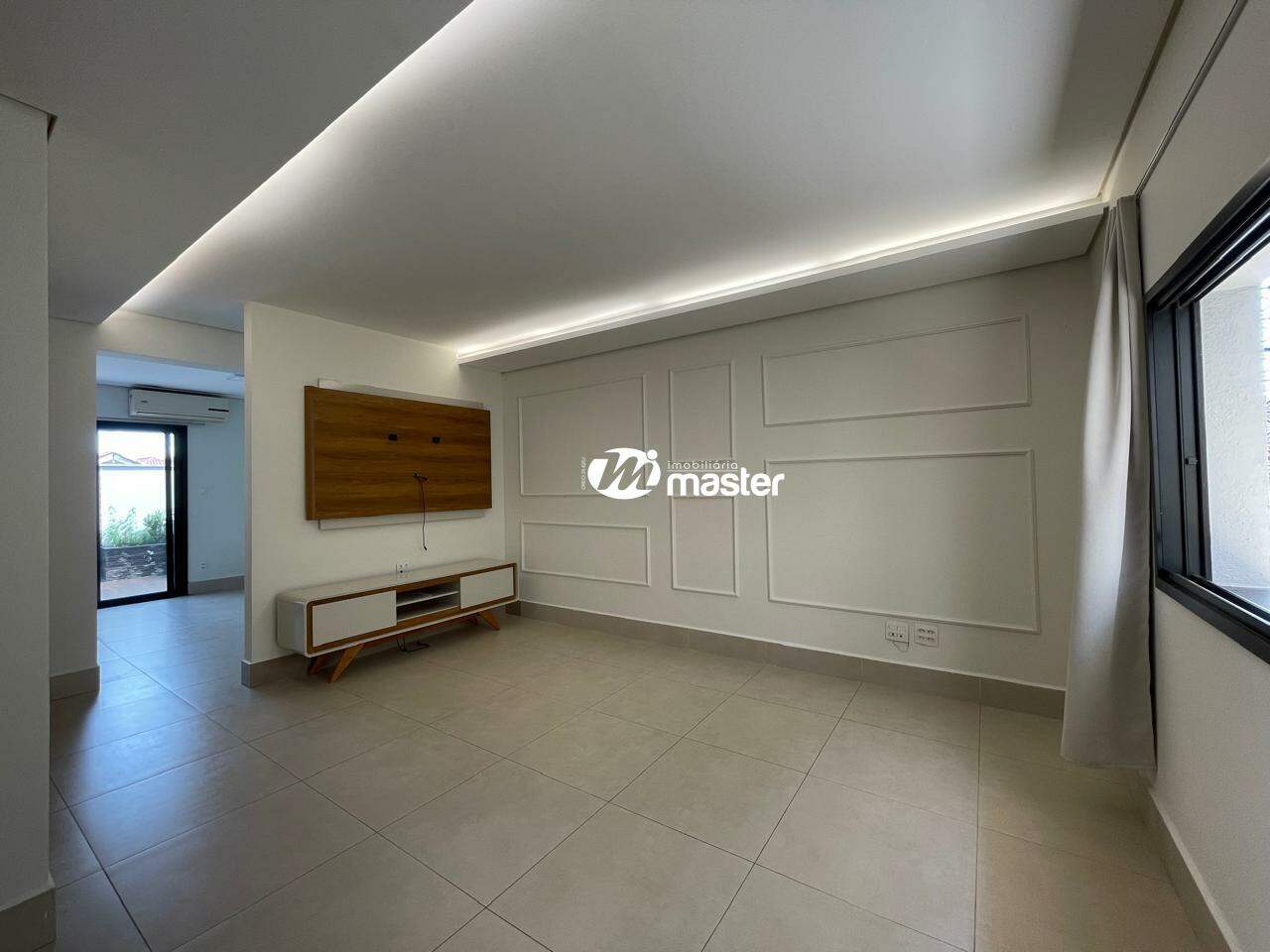 Casa em Condominio à venda no Consolação: SALA