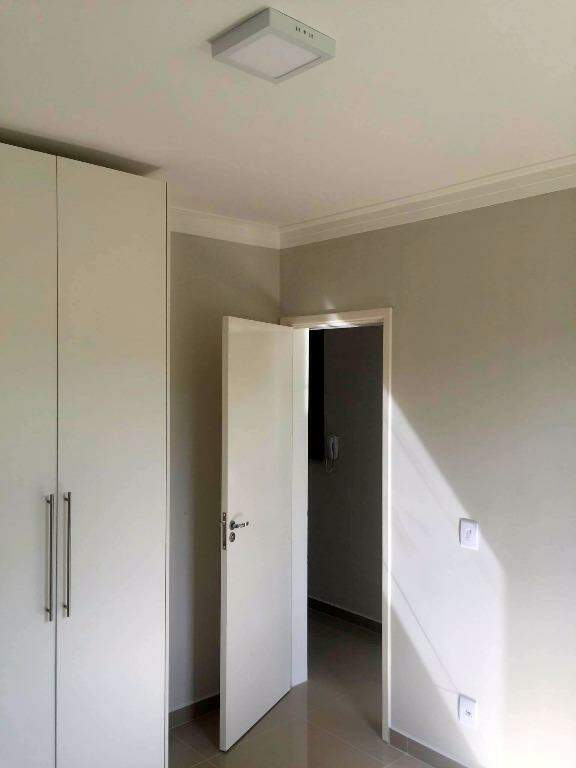 Apartamento à venda no Jardim Itapuã: 