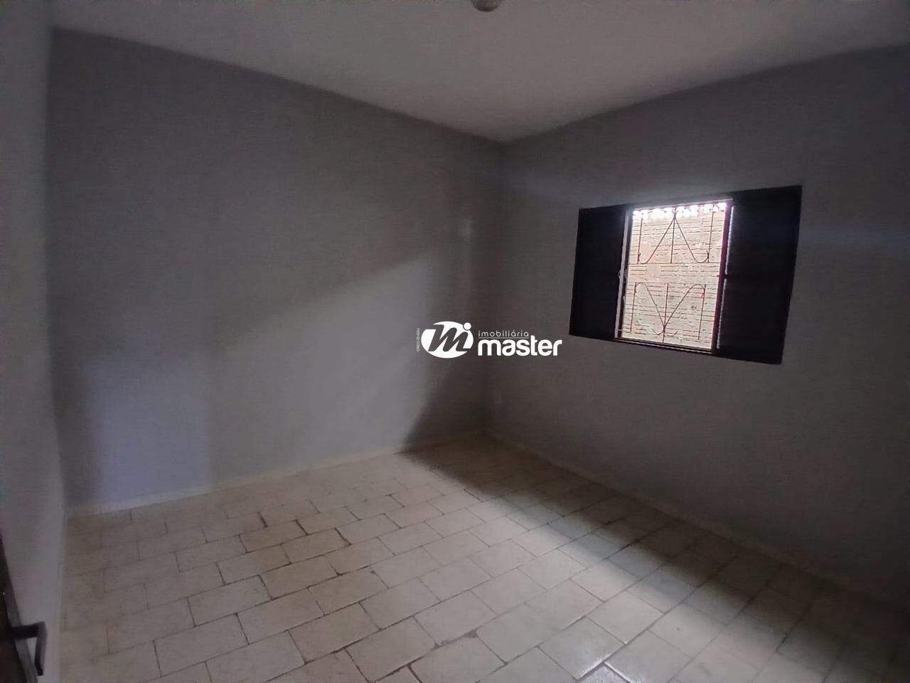 Casa à venda no Parque Mãe Preta: QUARTO