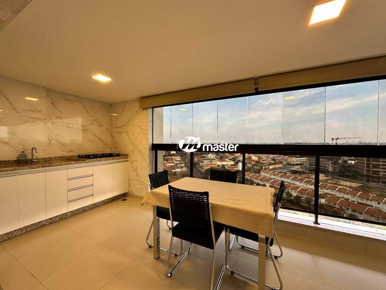Apartamento à venda no Cidade Jardim: Sacada
