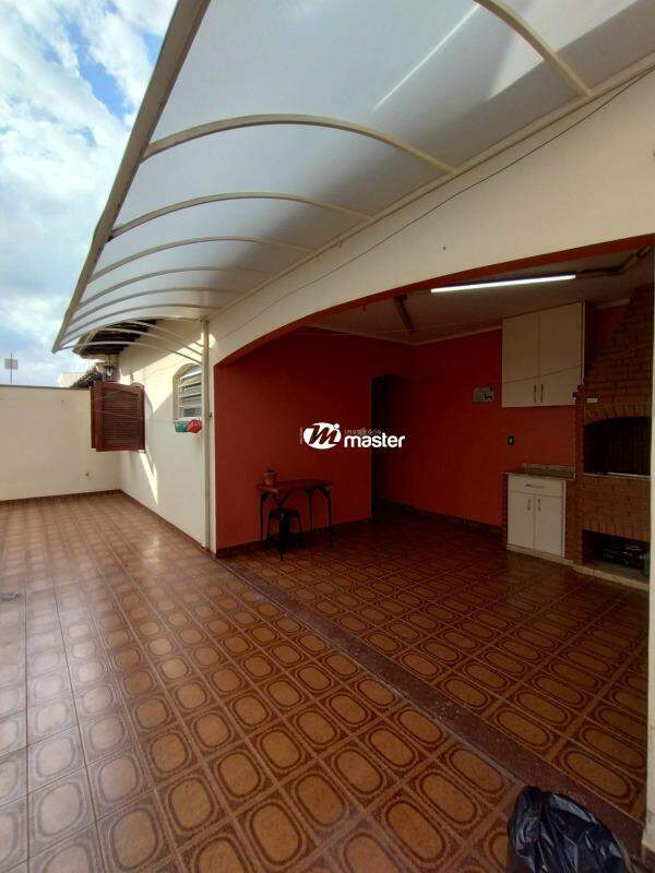 Casa à venda no Jardim São Paulo: FUNDO 