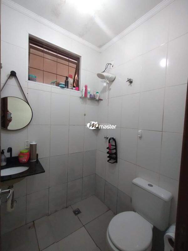 Casa à venda no Jardim Novo I: 
