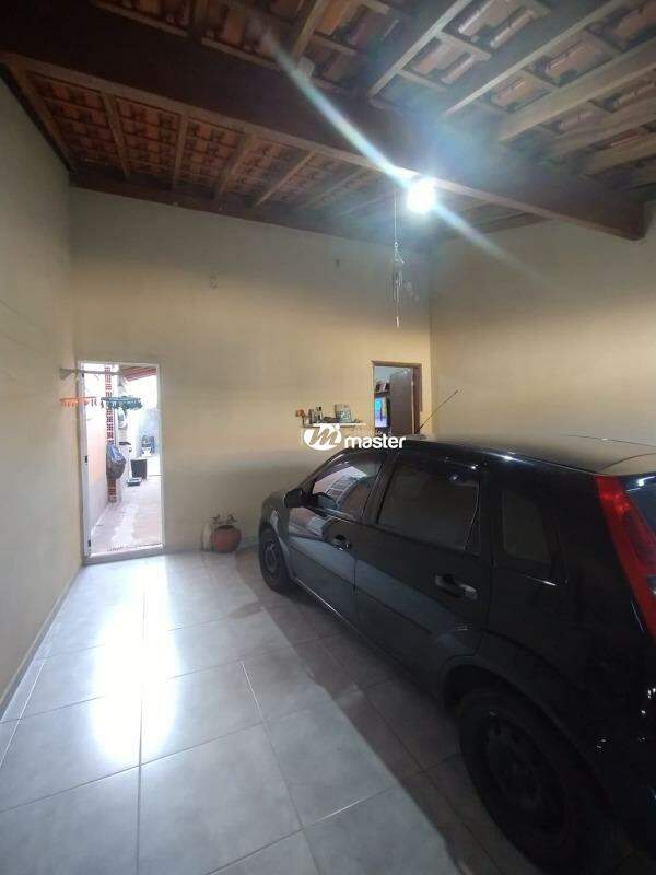 Casa à venda no Jardim Novo I: 