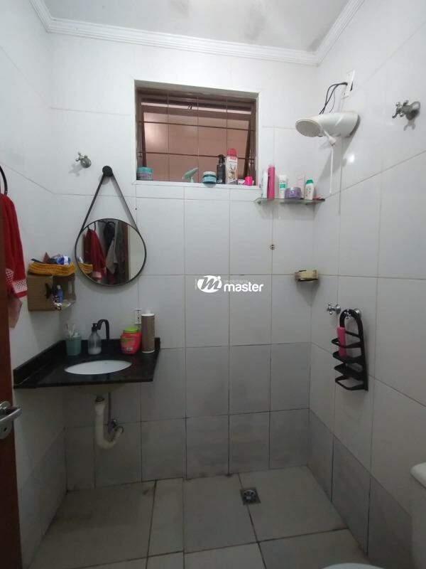 Casa à venda no Jardim Novo I: 