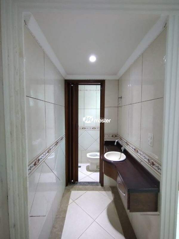 Casa à venda no Jardim Bela Vista: LAVABO 