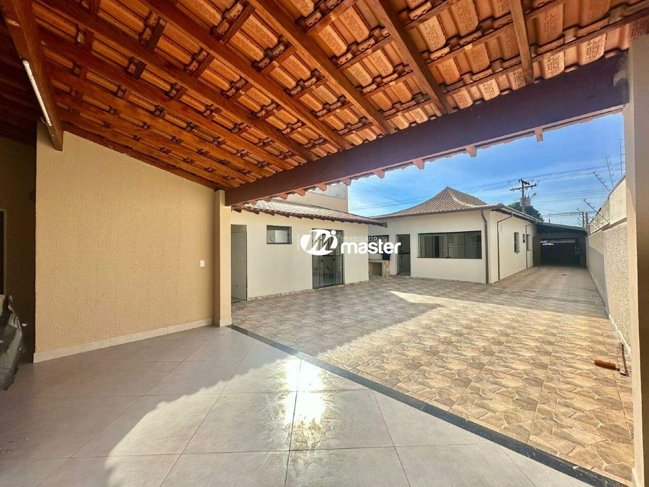 Casa à venda no Vila Alemã: Quintal Amplo