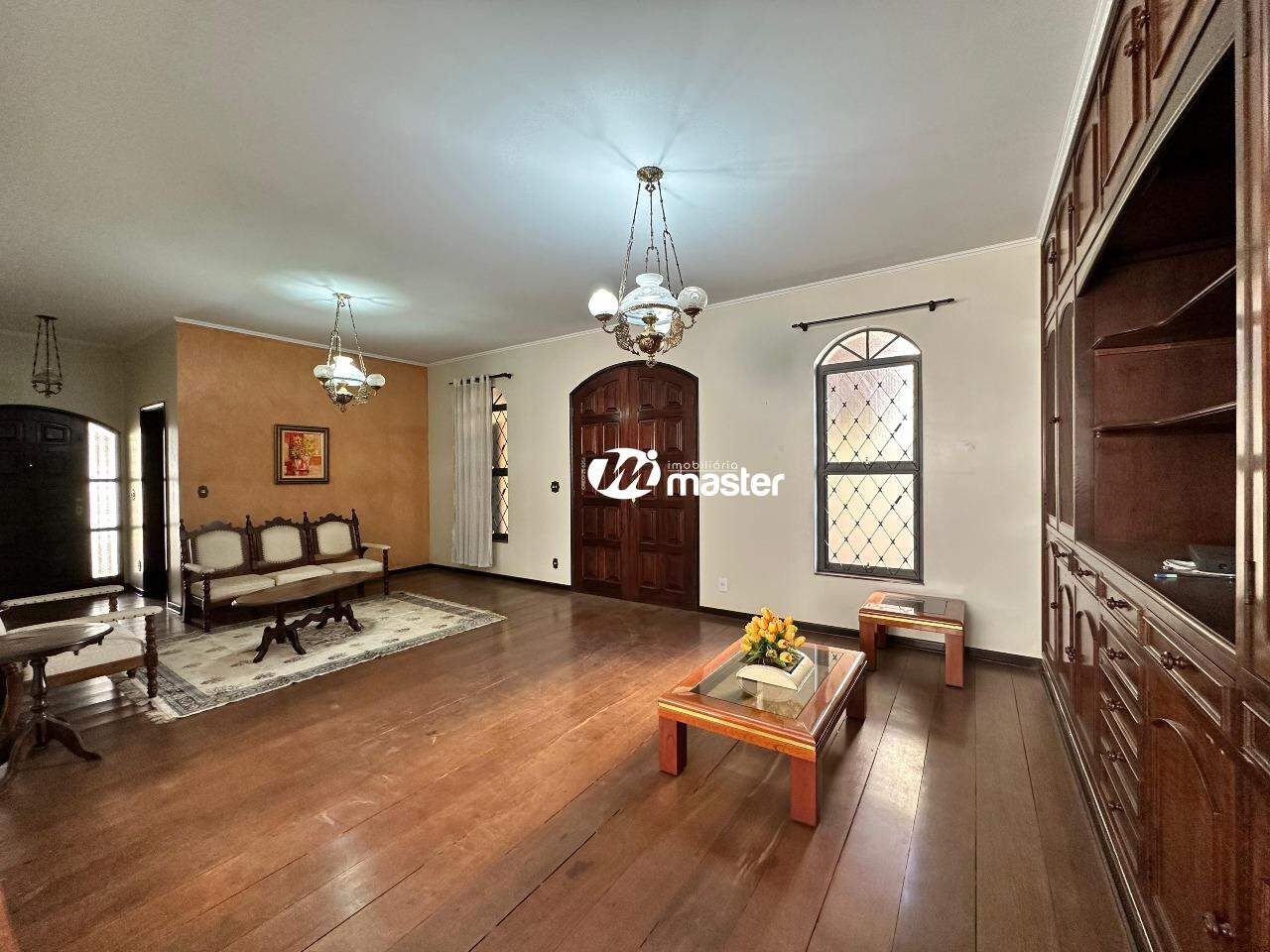Casa à venda no Zona Central: Sala