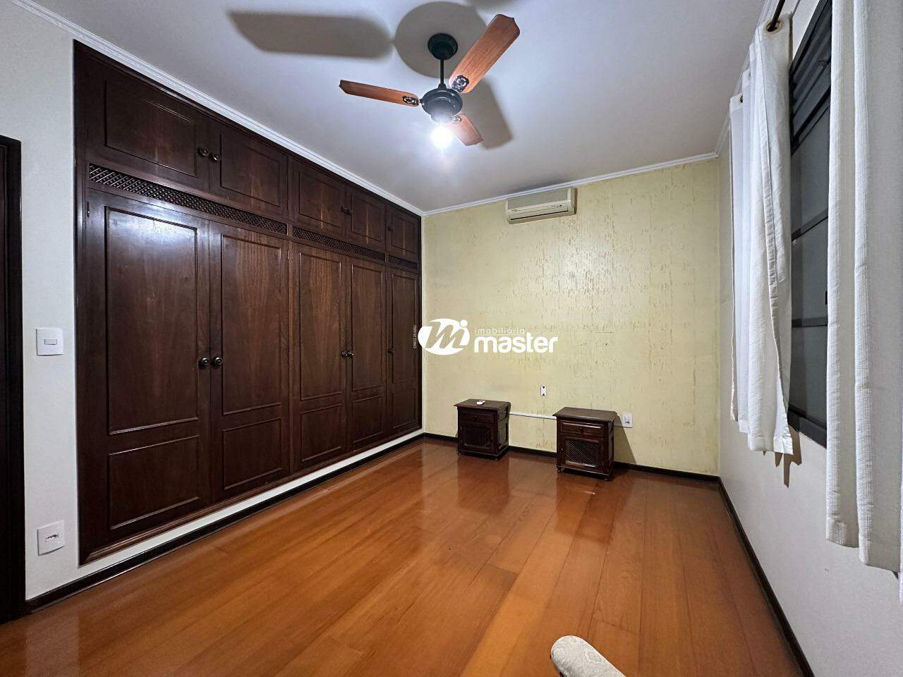 Casa à venda no Zona Central: Dormitório I