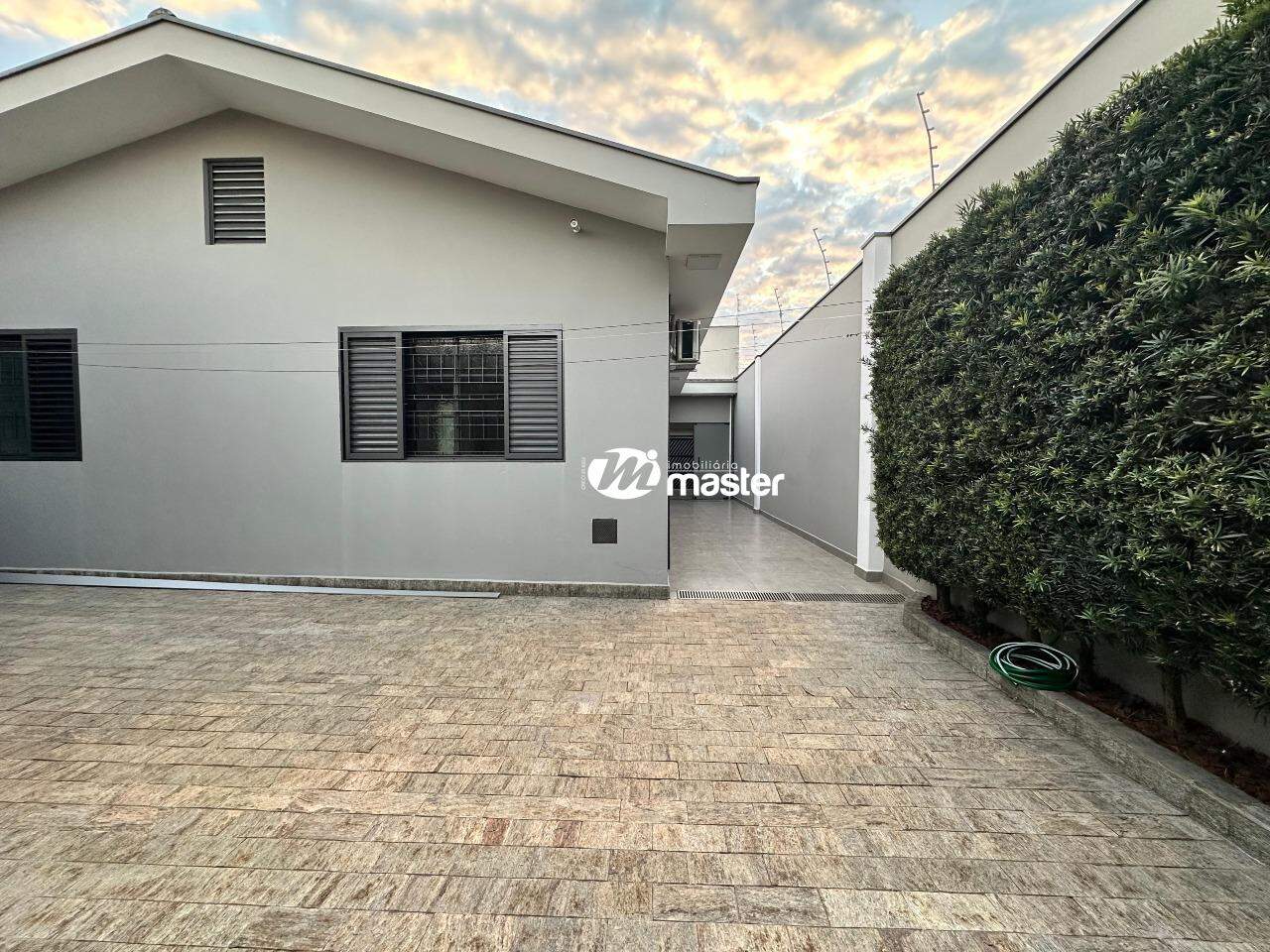 Casa à venda no Vila Alemã: Quintal
