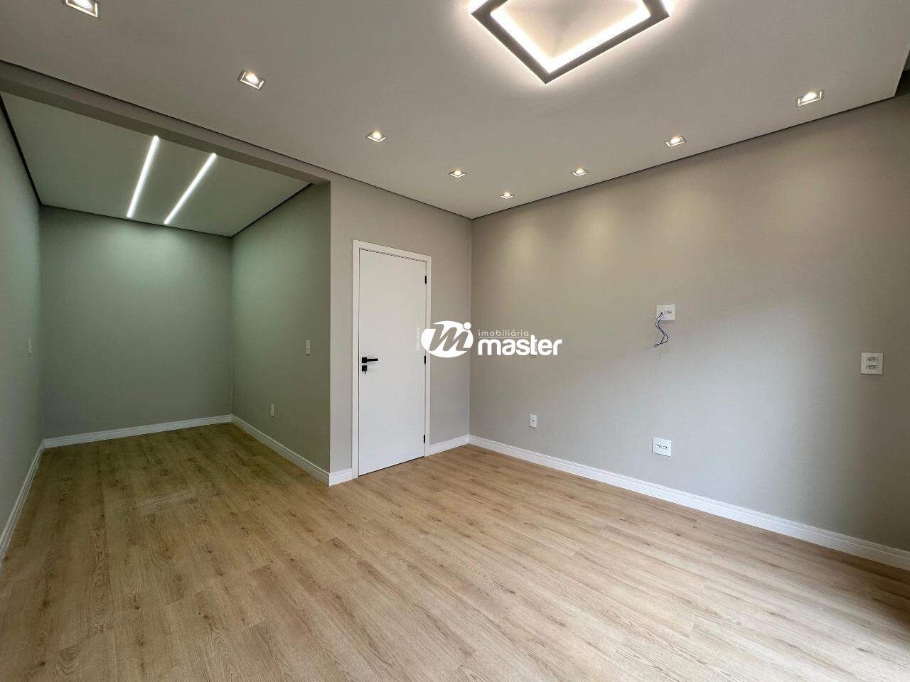 Casa em Condominio à venda no Jardim do Horto: Suíte I