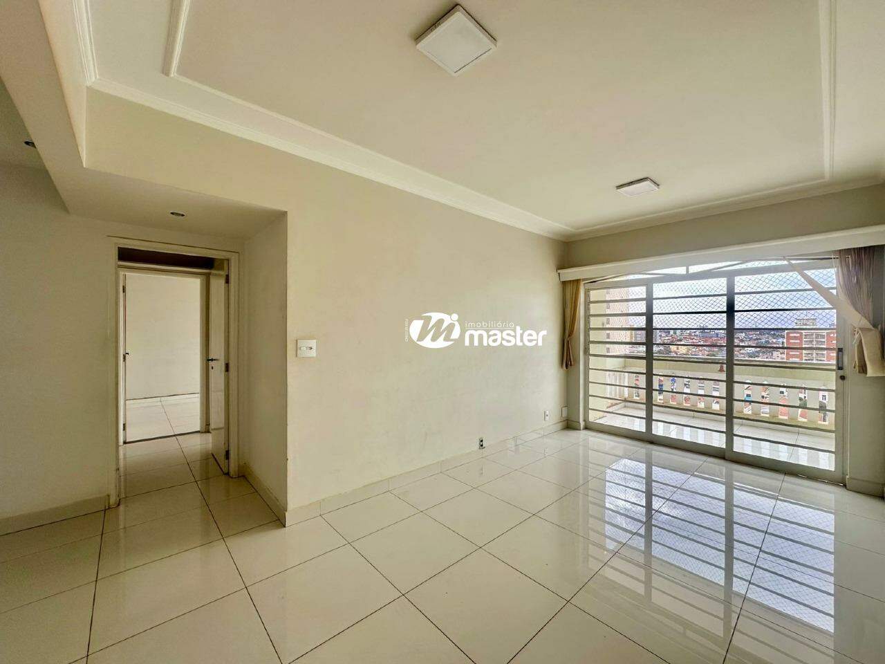 Apartamento à venda no Zona Central: Sala