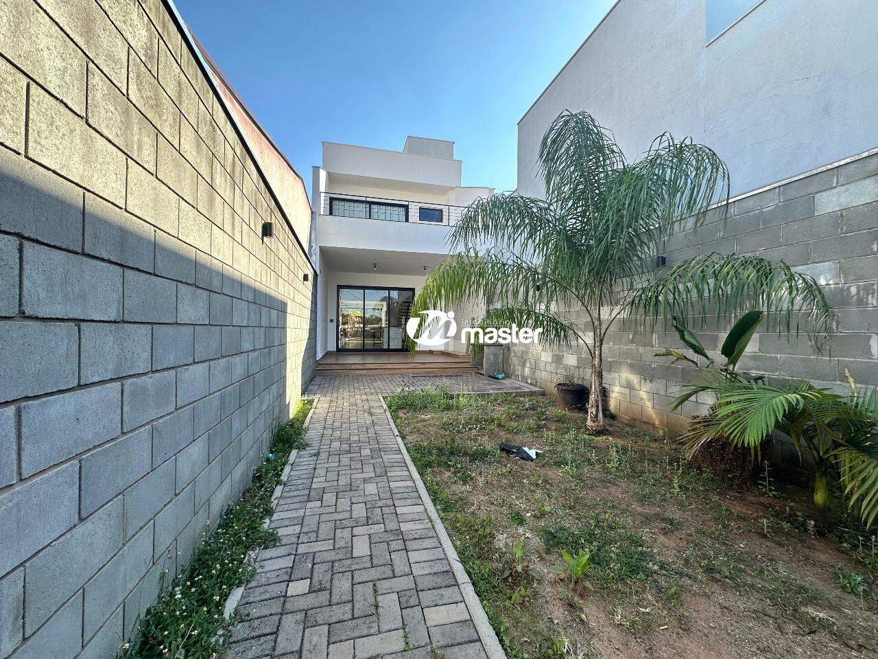 Casa à venda no Vila Paulista: Entrada