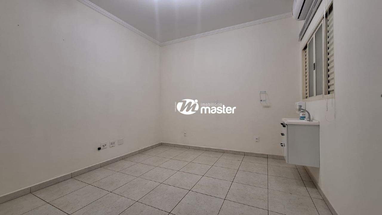Casa comercial para aluguel no Santa Cruz: 