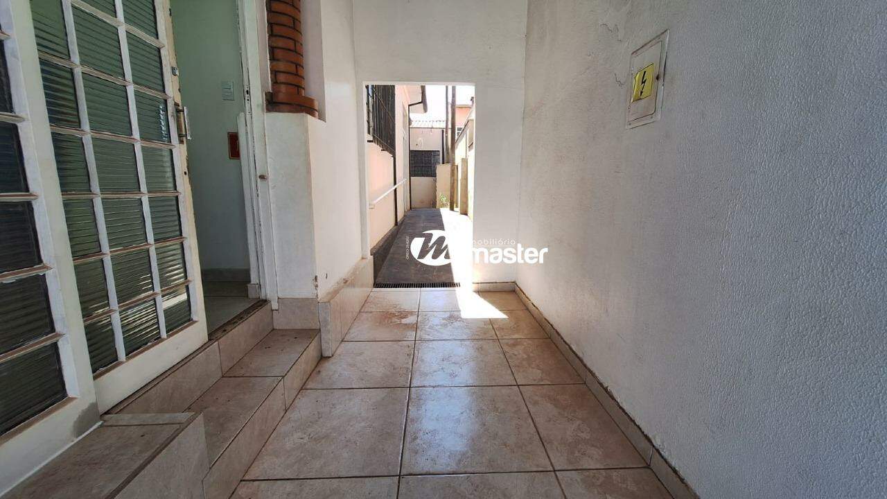 Casa comercial para aluguel no Zona Central: 