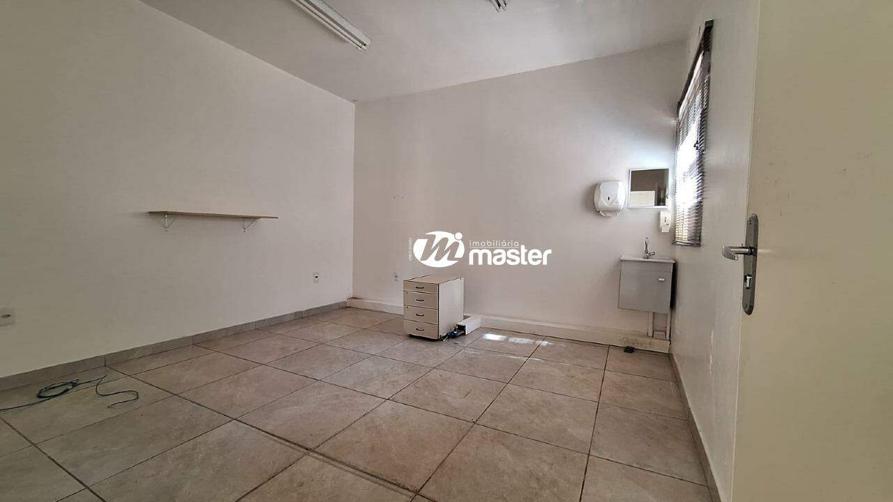 Casa comercial para aluguel no Zona Central: 