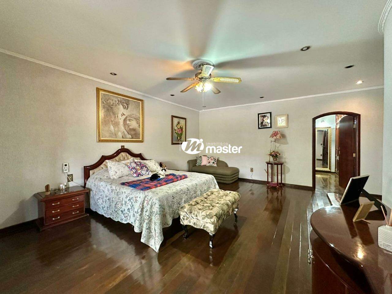 Casa à venda no Centro: 