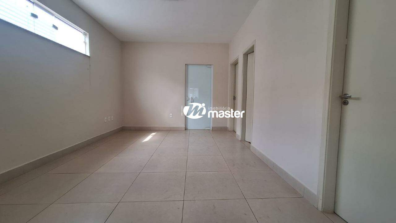 Casa comercial à venda no Zona Central: 
