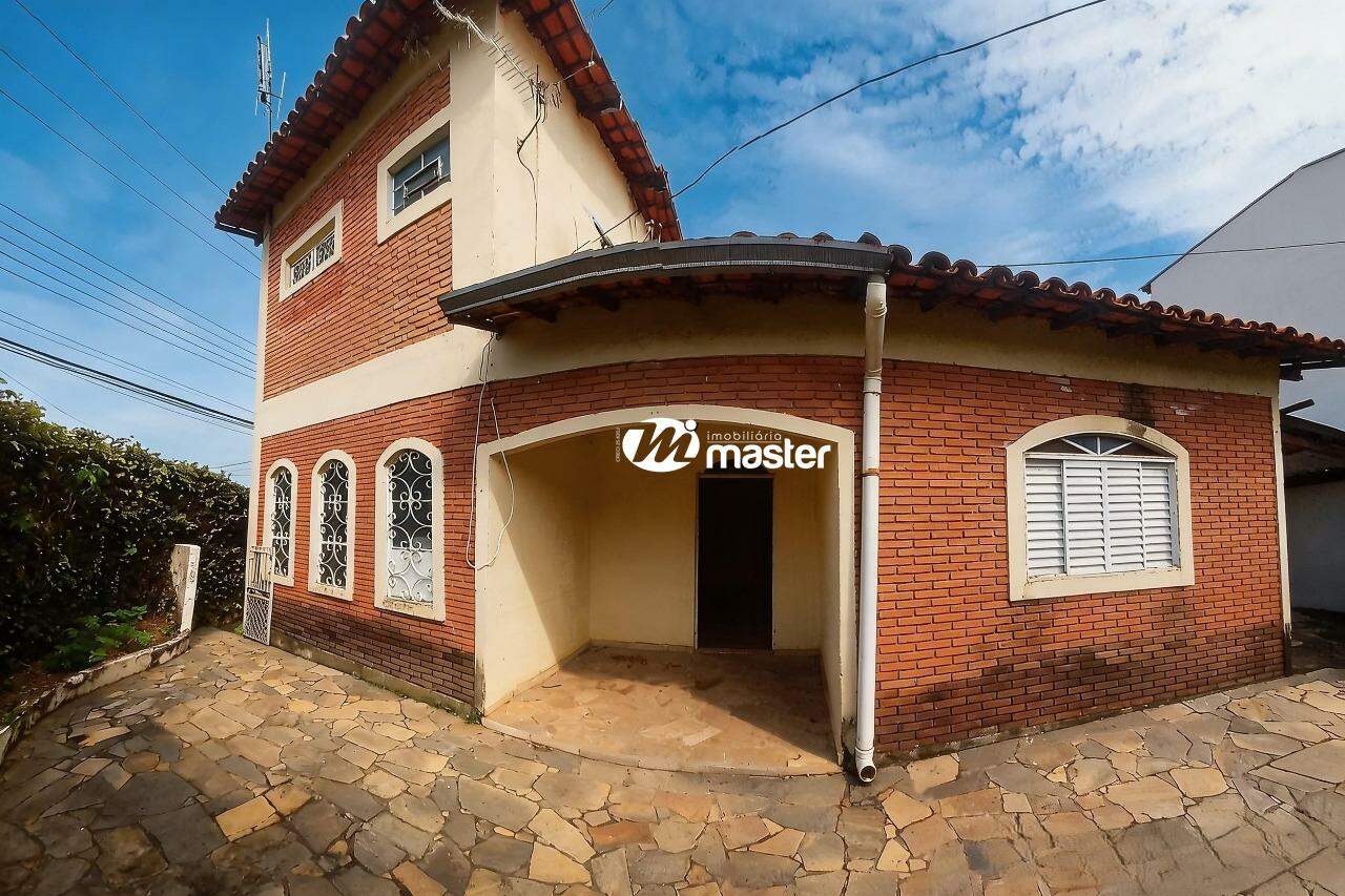 Casa para aluguel no Jardim Panorama: 