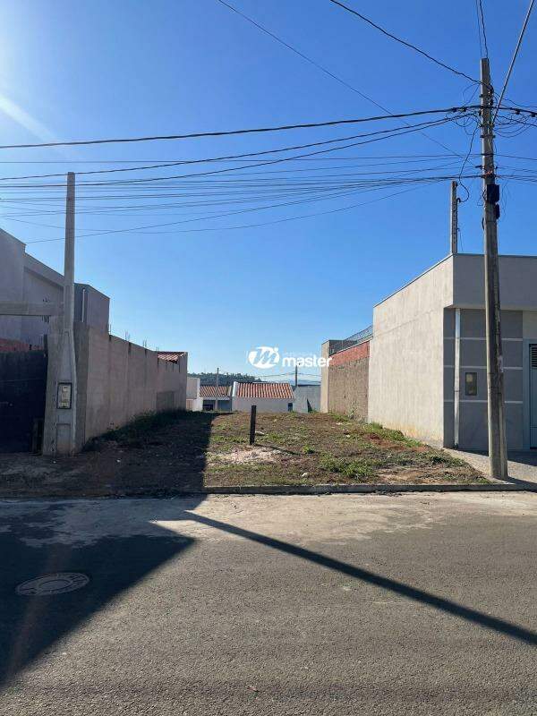Terreno à venda no São Caetano 2: 