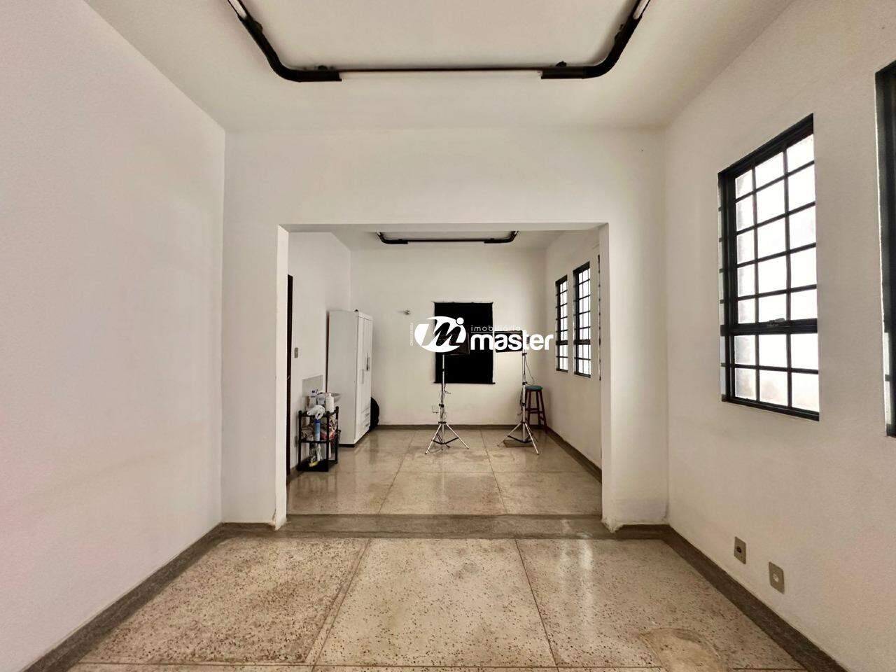 Casa comercial para aluguel no Centro: SALA 4 E 5
