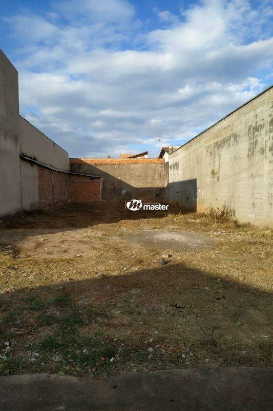 Terreno à venda no Conduta: 