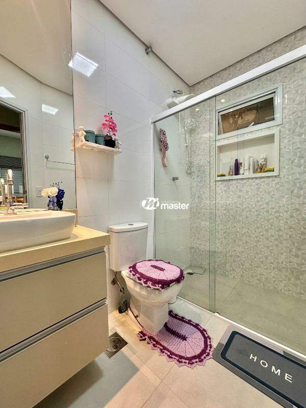 Casa à venda no Benjamim de Castro: 