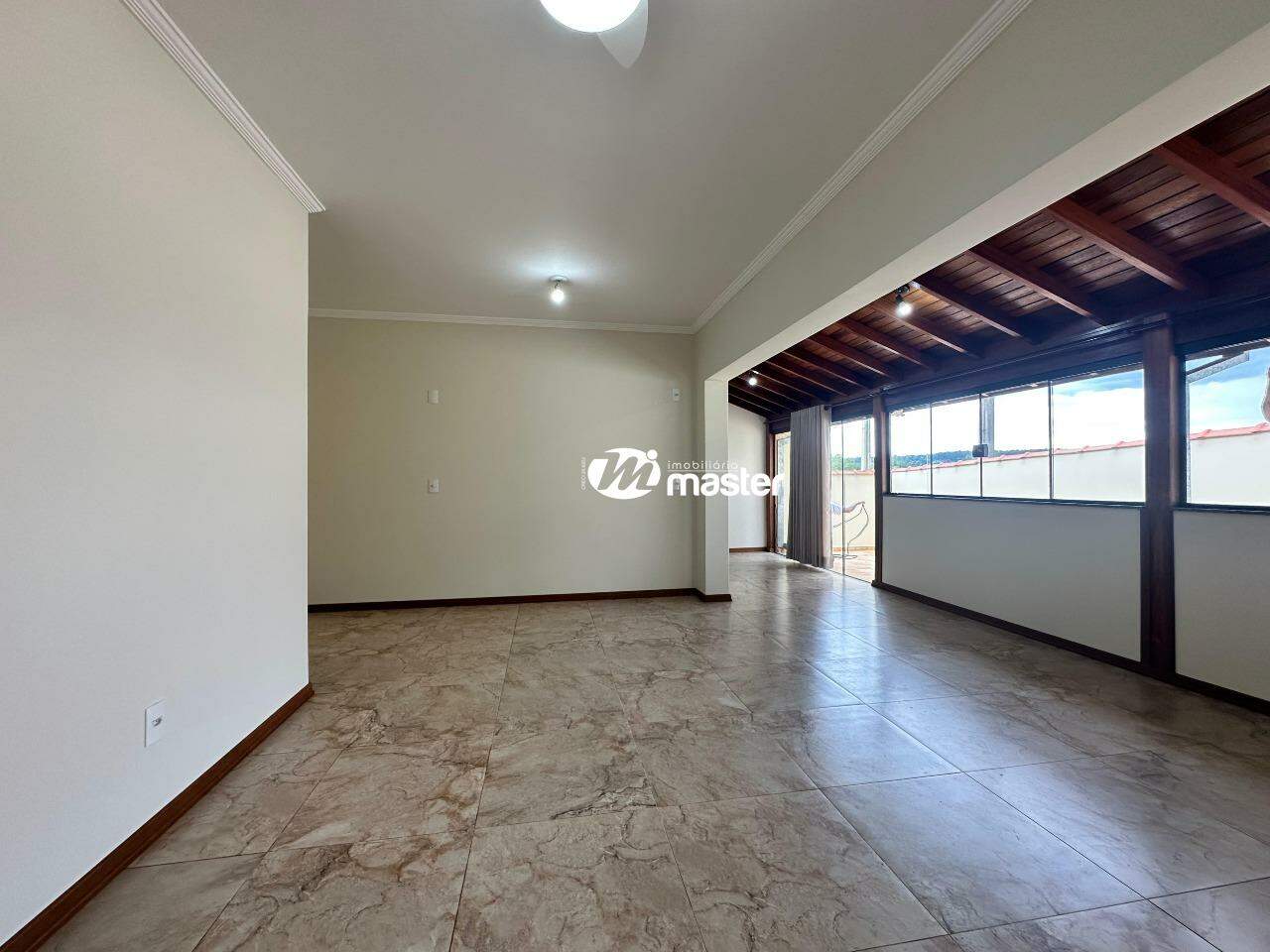 Casa em Condominio para aluguel no Residencial Florença: Sala