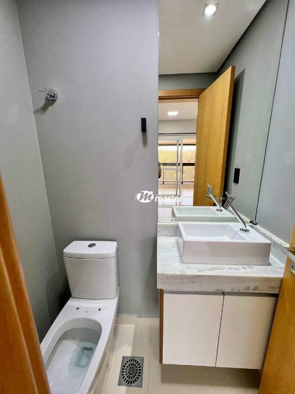 Apartamento à venda no Cidade Jardim: Lavabo