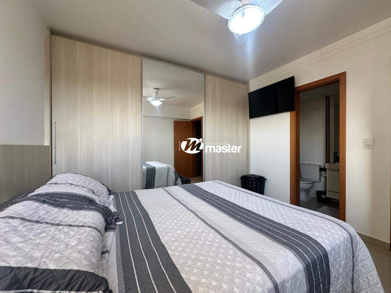 Apartamento à venda no Chácara Bom Retiro: Suíte