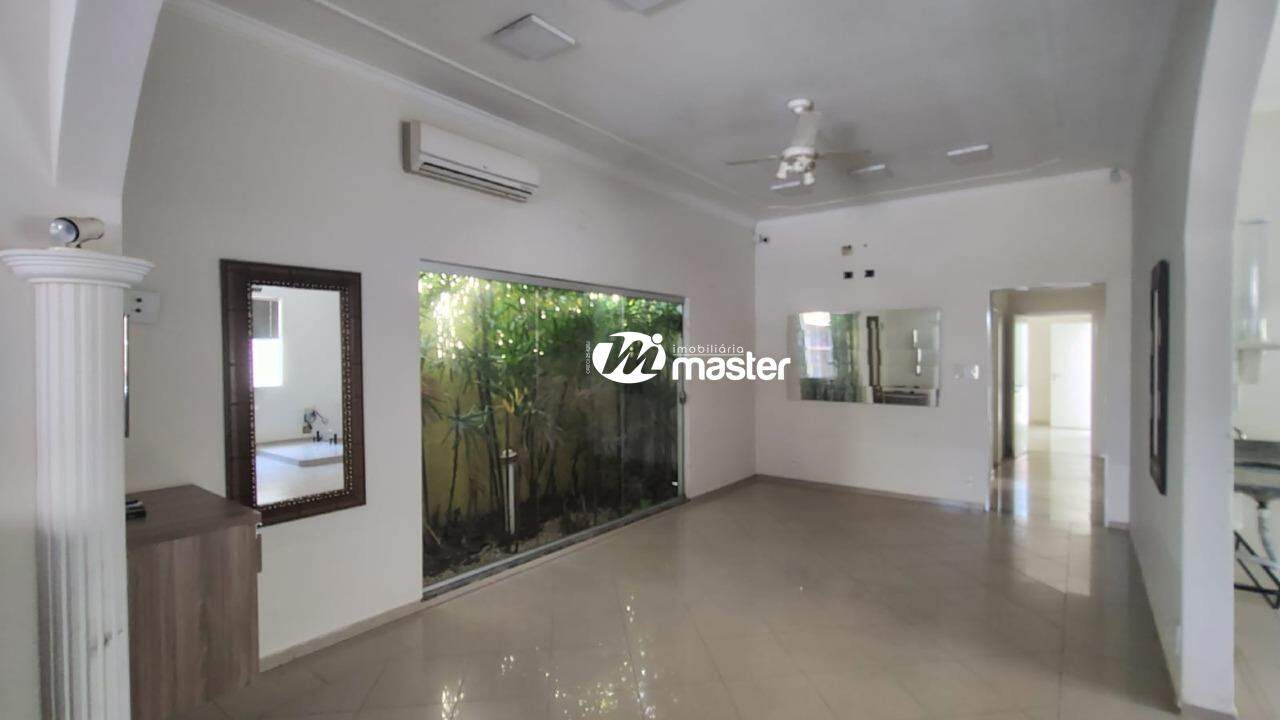 Casa comercial à venda no Zona Central: 