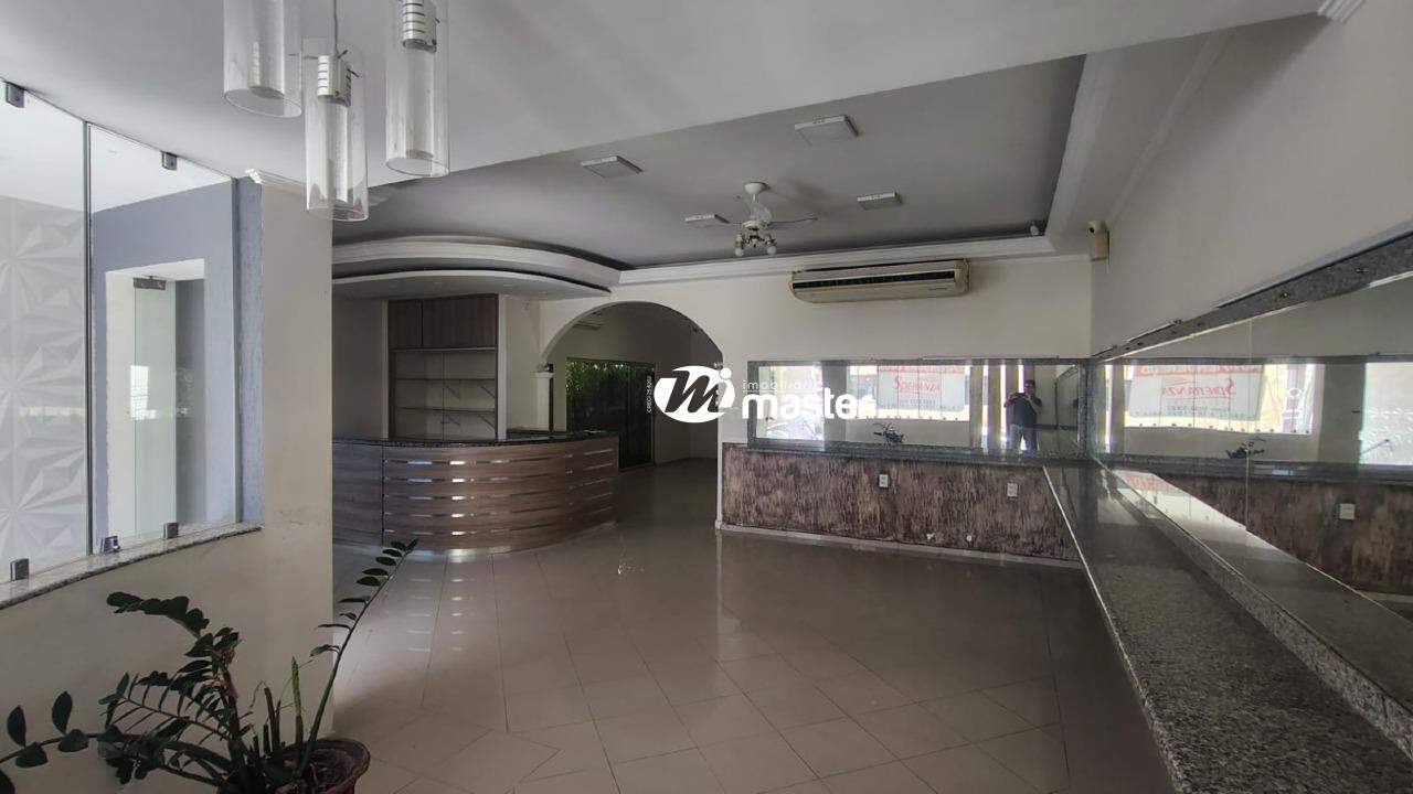 Casa comercial à venda no Zona Central: 