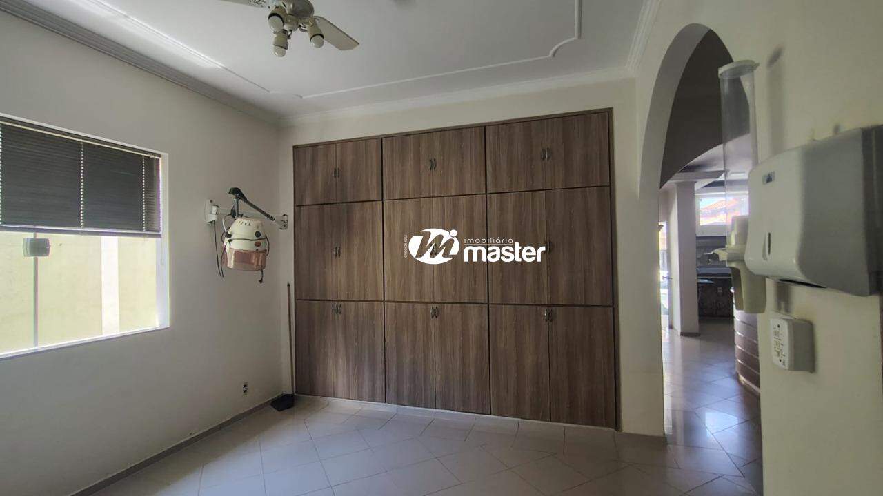 Casa comercial para aluguel no Zona Central: 