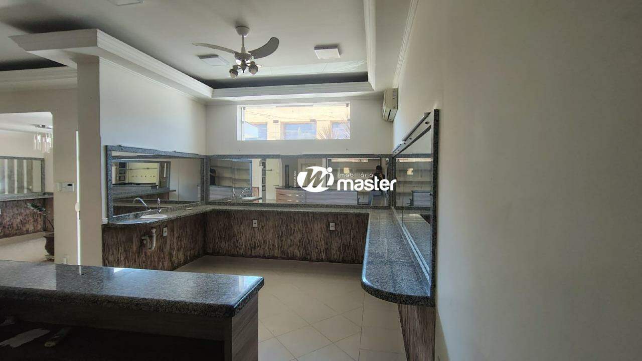 Casa comercial para aluguel no Zona Central: 